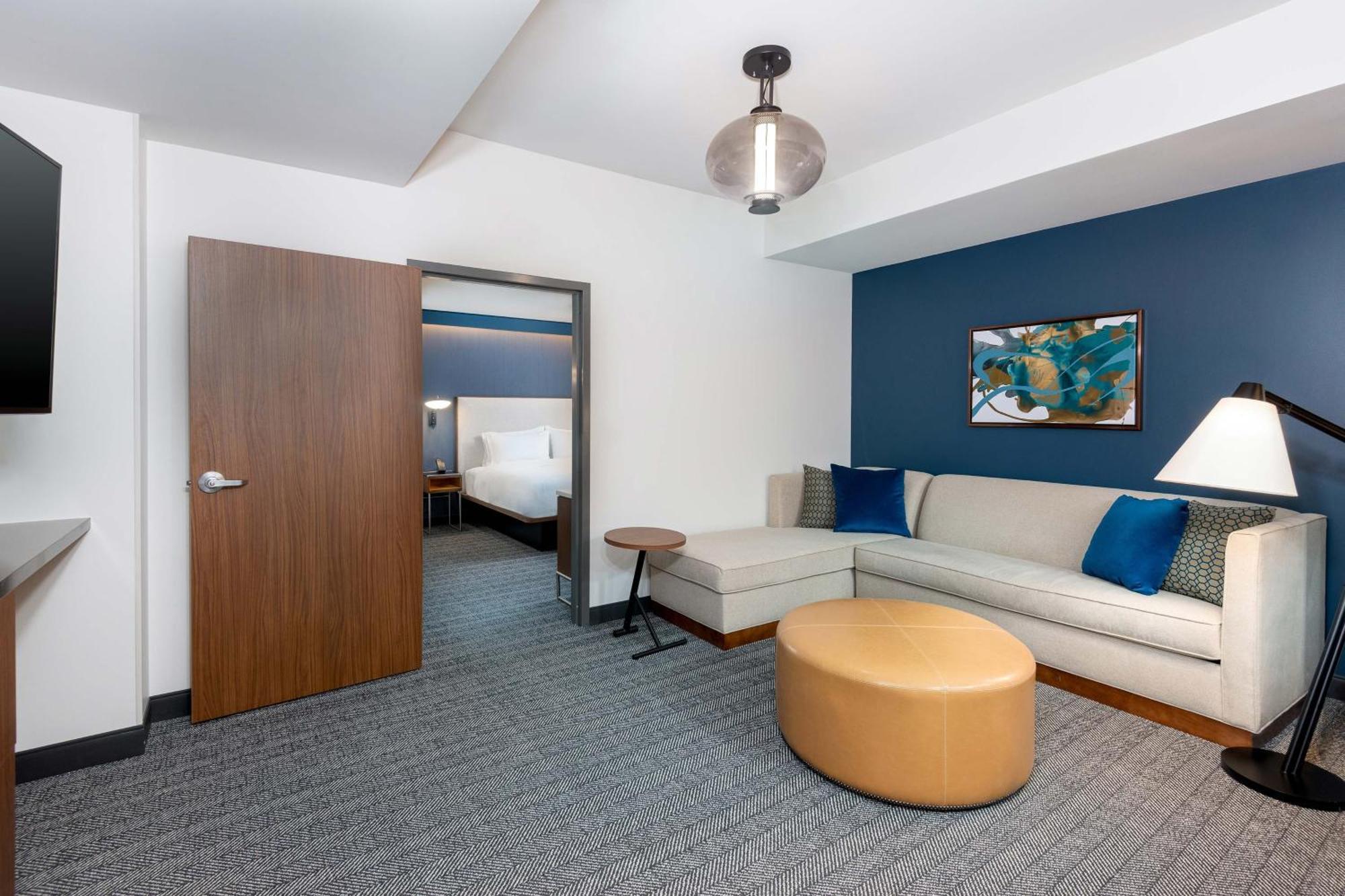 Hotel Courtyard By Marriott Atlanta Midtown Exterior foto