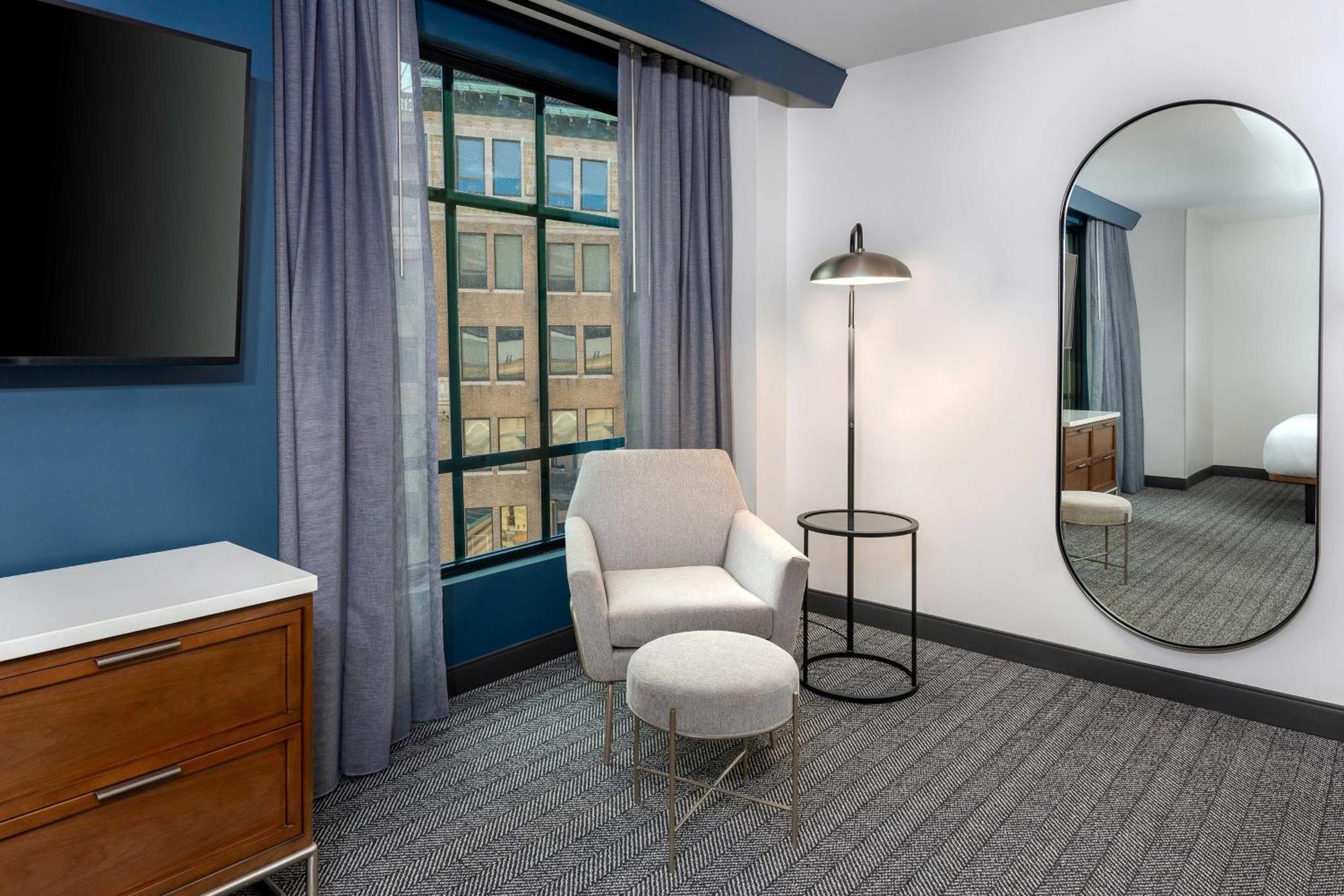 Hotel Courtyard By Marriott Atlanta Midtown Exterior foto